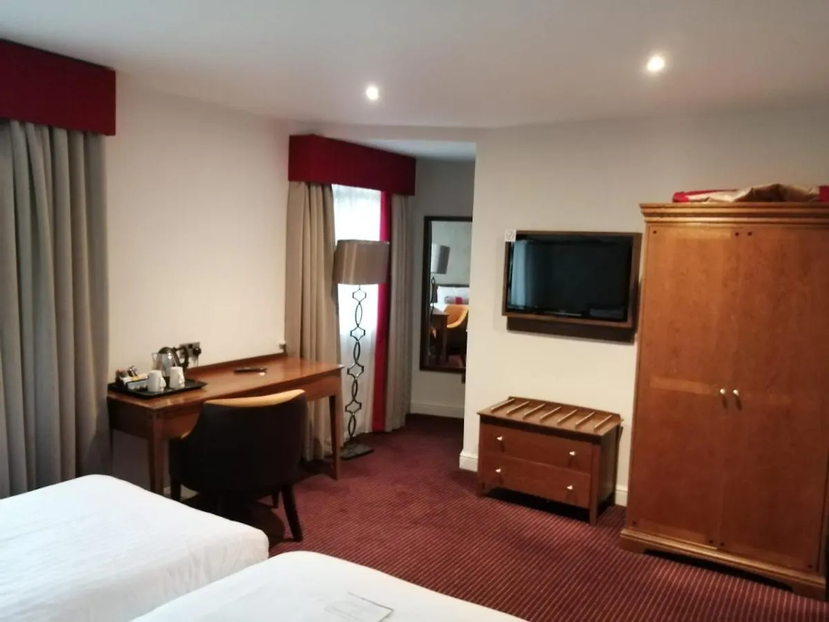 Mercure Doncaster Centre Danum Hotel 3*,